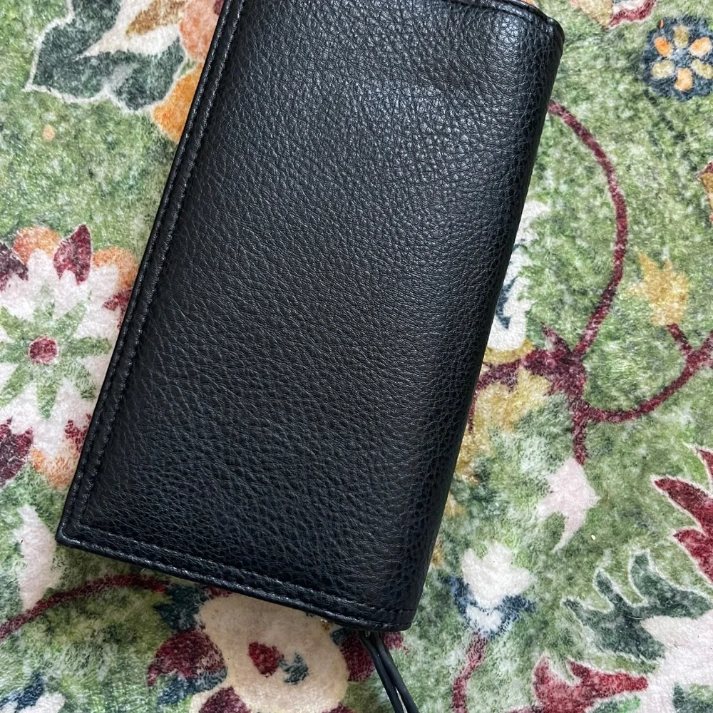 Jessica Simpson Black Faux Leather Zip-Around Wallet w/ Leopard Print Interior - Picture 10 of 10